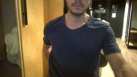 Boybi online show from October 14, 2025, 6:42 pm