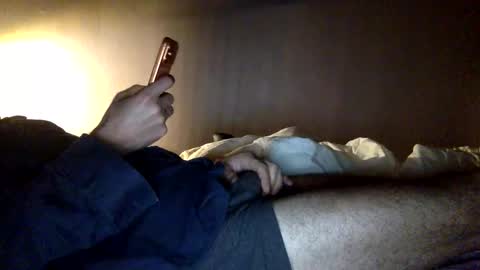 malefrench1 online show from January 17, 2026, 3:33 am