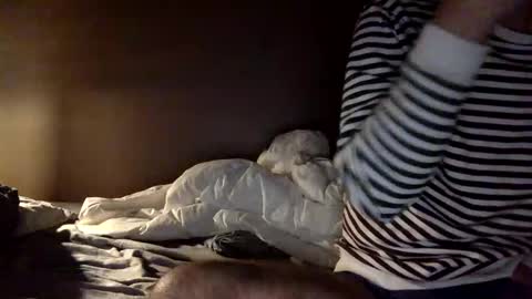 malefrench1 online show from February 9, 2026, 5:55 am