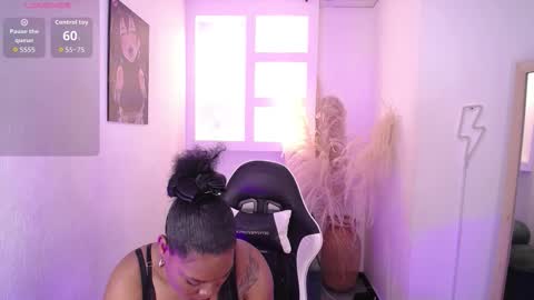 maleja_diguran online show from December 19, 2025, 12:56 pm