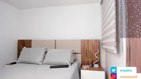 Snapshot of malejadiaz_ chatting on October 21, 2025, 8:42 pm Maleja Diaz online show from October 21, 2025, 8:42 pm