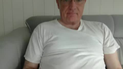 Snapshot of maletoysub chatting on June 28, 2026, 5:19 pm maletoysub online show from June 28, 2026, 5:19 pm
