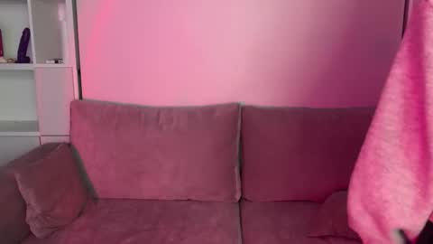 Malinka online show from October 1, 2025, 6:36 pm