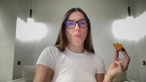 malina568708 online show from February 2, 2025, 6:10 pm