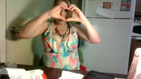 malinda702 online show from May 15, 2026, 3:46 am