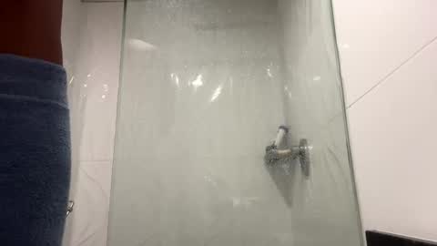 Snapshot of malkongarcia chatting on January 19, 2025, 10:49 pm malkongarcia online show from January 19, 2025, 10:49 pm