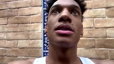 Snapshot of malkongarcia chatting on January 21, 2025, 7:39 pm malkongarcia online show from January 21, 2025, 7:39 pm