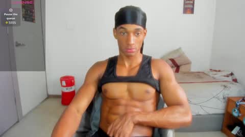 Snapshot of malkongarcia chatting on October 2, 2025, 5:42 pm malkongarcia online show from October 2, 2025, 5:42 pm