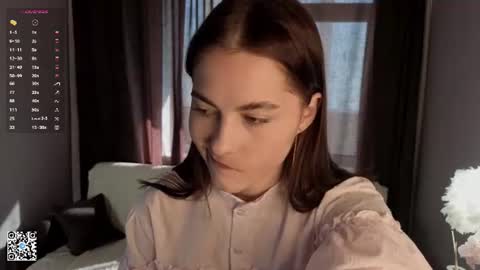 Mia online show from July 11, 2026, 4:04 am