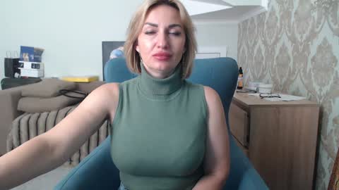 mallinia online show from April 14, 2026, 10:43 am