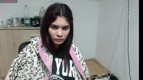 Snapshot of mallorymyers chatting on November 5, 2025, 7:47 pm mallorymyers online show from November 5, 2025, 7:47 pm