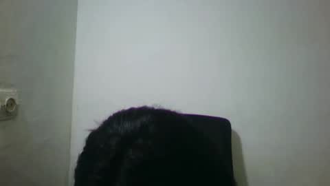 Snapshot of malluna4 chatting on April 28, 2026, 4:06 am Malluna online show from April 28, 2026, 4:06 am
