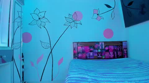 Snapshot of malori_tempest chatting on September 11, 2025, 2:00 am malori tempest online show from September 11, 2025, 2:00 am