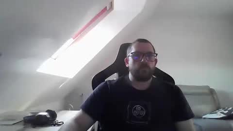 breton online show from February 15, 2025, 4:56 pm