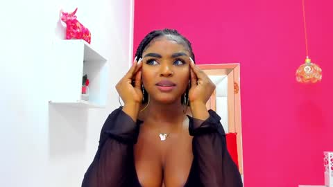 Melanie online show from December 5, 2024, 7:49 pm