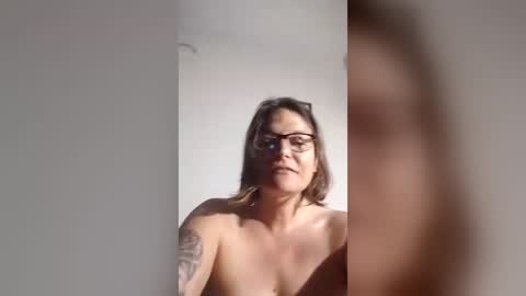 mamabear2727 online show from June 14, 2026, 2:08 pm