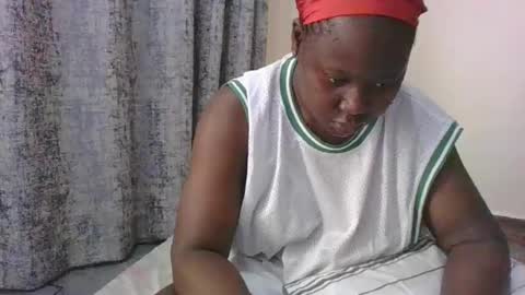 Snapshot of mamasita2023 chatting on February 10, 2025, 5:58 am mamasita2023 online show from February 10, 2025, 5:58 am