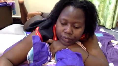 Snapshot of mamasita2023 chatting on October 2, 2025, 7:59 am mamasita2023 online show from October 2, 2025, 7:59 am