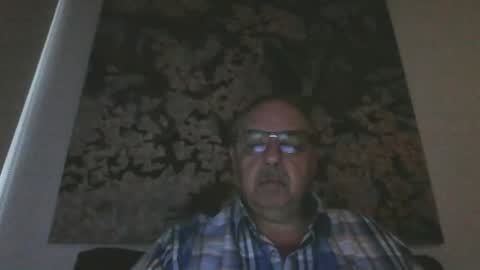 Snapshot of mambow99 chatting on April 5, 2026, 11:02 pm OLDMANFREE online show from April 5, 2026, 11:02 pm