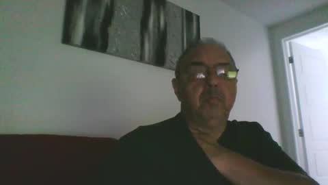 Snapshot of mambow99 chatting on April 11, 2026, 7:18 pm OLDMANFREE online show from April 11, 2026, 7:18 pm