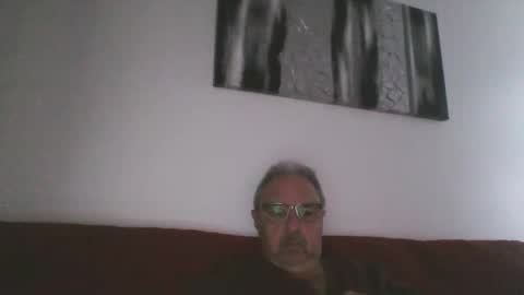 Snapshot of mambow99 chatting on May 18, 2026, 5:30 pm OLDMANFREE online show from May 18, 2026, 5:30 pm