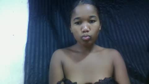 mamieriela online show from February 7, 2026, 10:52 am