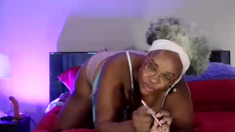 Snapshot of mamigilf66 chatting on July 8, 2026, 1:21 am mamigilf66 online show from July 8, 2026, 1:21 am