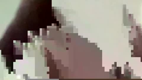 Clone online show from January 1, 2025, 10:32 am