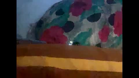 Clone online show from October 12, 2025, 3:27 am