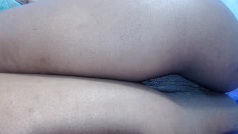 cristal online show from February 19, 2025, 1:17 pm