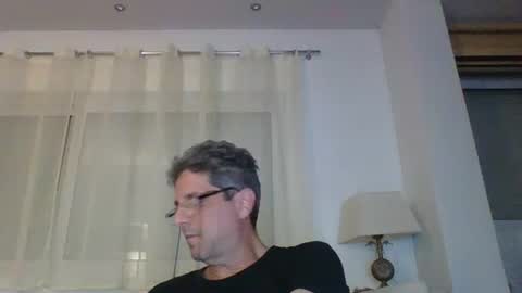 Snapshot of man211172 chatting on November 15, 2025, 4:36 pm man211172 online show from November 15, 2025, 4:36 pm