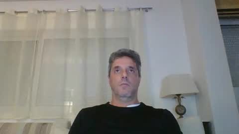 Snapshot of man211172 chatting on November 16, 2025, 3:17 pm man211172 online show from November 16, 2025, 3:17 pm