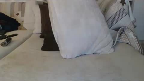 Snapshot of man211172 chatting on December 4, 2025, 6:49 pm man211172 online show from December 4, 2025, 6:49 pm