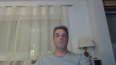 Snapshot of man211172 chatting on January 7, 2026, 5:04 pm man211172 online show from January 7, 2026, 5:04 pm