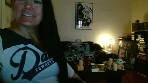 Snapshot of mandaloriangirlsfight chatting on September 12, 2025, 6:30 pm mandaloriangirlsfight online show from September 12, 2025, 6:30 pm