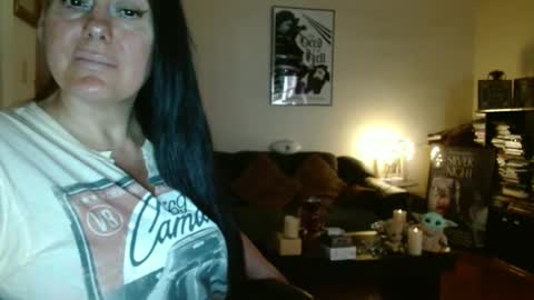 Snapshot of mandaloriangirlsfight chatting on September 23, 2025, 6:33 pm mandaloriangirlsfight online show from September 23, 2025, 6:33 pm