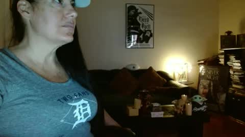 Snapshot of mandaloriangirlsfight chatting on October 10, 2025, 6:18 pm mandaloriangirlsfight online show from October 10, 2025, 6:18 pm