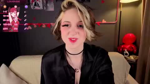 Luna online show from February 22, 2026, 9:46 pm