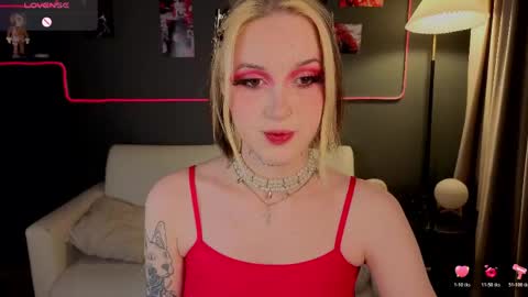 Snapshot of mandy_torres chatting on May 10, 2026, 9:31 pm Luna online show from May 10, 2026, 9:31 pm