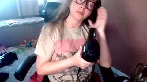 MandyBabyXXX online show from July 7, 2026, 11:09 pm