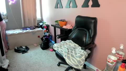 MandyBabyXXX online show from July 18, 2026, 12:26 am