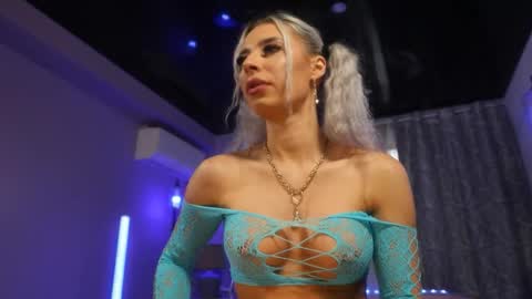 Anto Lovense is Active My pleasure is in your hands Private is Open online show from October 16, 2025, 6:25 am