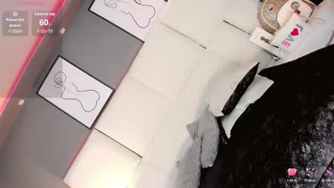 manellyksparklee online show from September 13, 2025, 2:06 pm