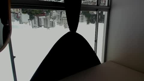   online show from March 6, 2025, 10:26 pm