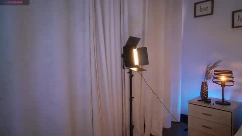   online show from March 11, 2025, 5:02 pm