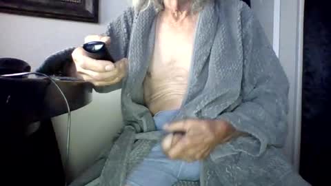 Snapshot of manjunk2021 chatting on July 6, 2026, 6:54 am manjunk online show from July 6, 2026, 6:54 am