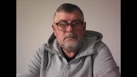 Snapshot of mann67 chatting on December 23, 2025, 10:02 am mann67 online show from December 23, 2025, 10:02 am