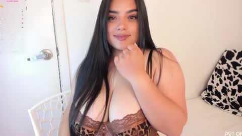 Snapshot of manneliik_ chatting on July 22, 2026, 2:03 am Sofia Sanchez online show from July 22, 2026, 2:03 am