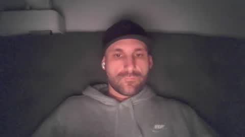 Snapshot of manop01 chatting on March 25, 2026, 12:27 am manop01 online show from March 25, 2026, 12:27 am