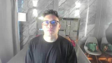 Manson and Zoe online show from June 6, 2026, 11:15 am